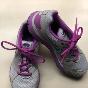 Nike Lunarlon - size 7 - EUC